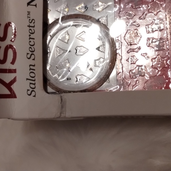 CHRISTMAS #10 PRICE REDUCED PC KISS NAIL ART  NIB=NWT - Picture 15 of 16